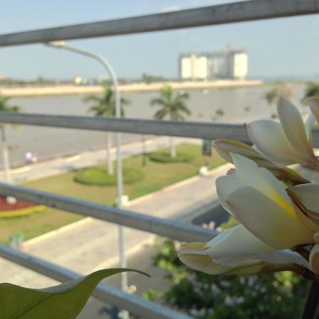 New Season Riverside Hotel Phnom Penh Luaran gambar