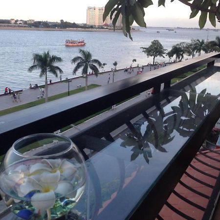New Season Riverside Hotel Phnom Penh Luaran gambar