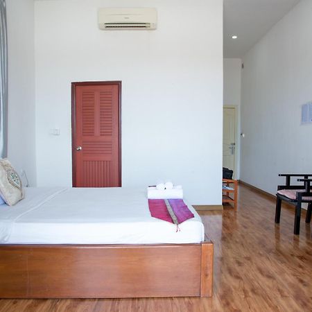 New Season Riverside Hotel Phnom Penh Luaran gambar