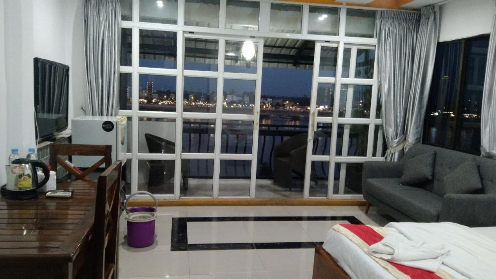 New Season Riverside Hotel Phnom Penh Luaran gambar