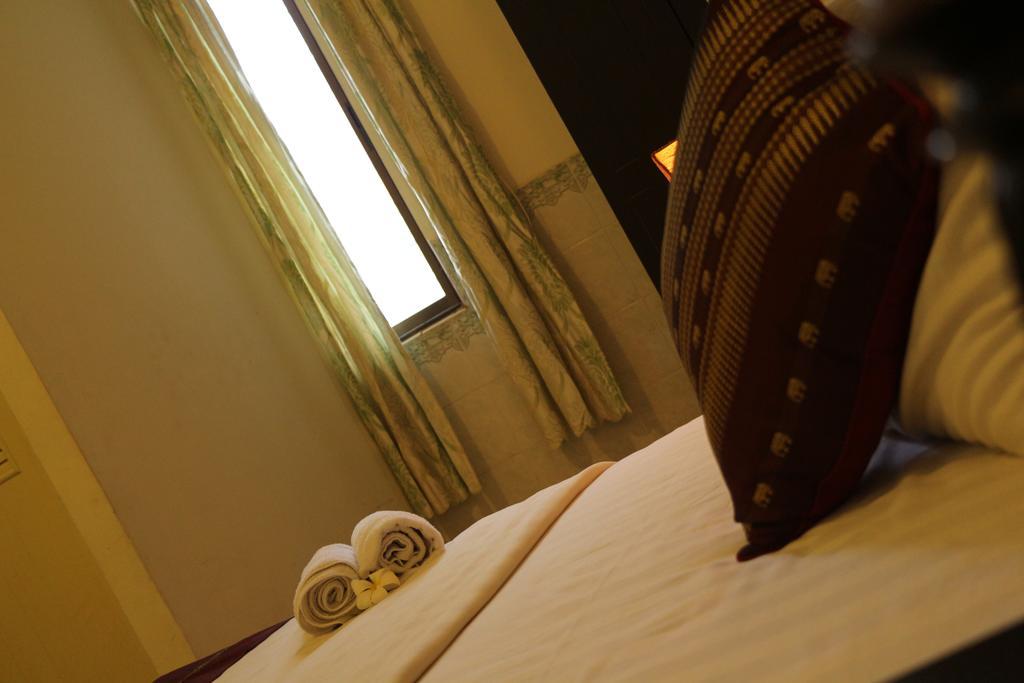 New Season Riverside Hotel Phnom Penh Luaran gambar