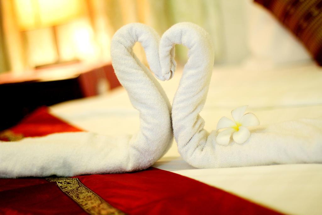 New Season Riverside Hotel Phnom Penh Bilik gambar