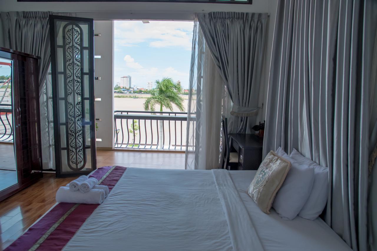 New Season Riverside Hotel Phnom Penh Luaran gambar