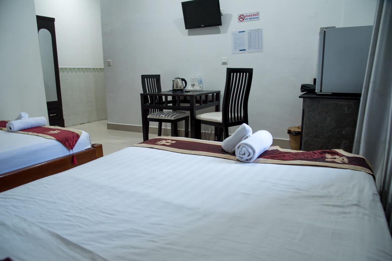 New Season Riverside Hotel Phnom Penh Luaran gambar